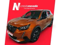 Usado Peugeot 2008 Allure 130 CV (95 kW) 2023 Naranja SUV