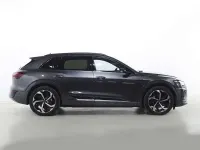 Usado Audi Q8 e-tron S-Line 300 kW (408 CV) 2024 Gris SUV