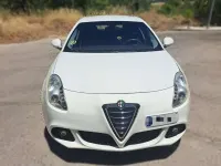Usado Alfa Romeo Giulietta Distinctive 140 CV (102 kW) 2013 Blanco Utilitario