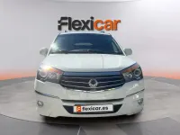 Usado SsangYong Rodius Limited 178 CV (130 kW) 2016 Blanco Monovolumen