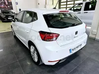 Usado Seat Ibiza FR 115 CV (84 kW) 2025 Blanco Utilitario