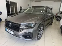 Usado VW Touareg Individual 421 CV (309 kW) 2020 Gris / plata SUV