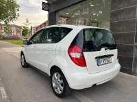 Usado Mercedes A160 95 CV (69 kW) 2011 Blanco Monovolumen