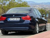 Usado BMW 318 143 CV (105 kW) 2011 Azul Berlina