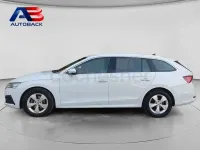 Usado Skoda Octavia 110 CV (80 kW) 2022 Blanco Familiar
