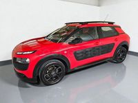 Usado Citroën C4 Feel 82 CV (60 kW) 2016 Rojo Berlina