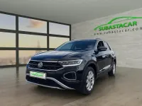Usado VW T-Roc Life 110 CV (80 kW) 2022 Negro SUV