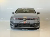 Usado VW Golf VIII GTI 245 CV (180 kW) 2020 Gris / plata Berlina