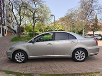 Usado Toyota Avensis Executive 150 CV (110 kW) 2006 Gris / plata Berlina