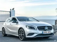 Usado Mercedes A180 Style 122 CV (89 kW) 2014 Gris / plata Berlina