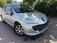 Usado Peugeot 207 Sport 120 CV (88 kW) 2009 Gris / plata Berlina
