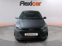 Usado Hyundai i20 100 CV (73 kW) 2018 Gris Utilitario