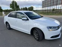Usado VW Jetta Sport 105 CV (77 kW) 2014 Blanco Berlina