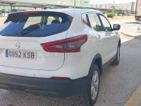 Usado Nissan Qashqai Acenta 130 CV (95 kW) 2018 Blanco SUV