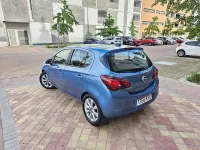 Usado Opel Corsa Selective 90 CV (66 kW) 2018 Azul Utilitario