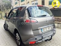 Usado Renault Grand Scénic III Dynamique 110 CV (80 kW) 2013 Gris / plata Monovolumen