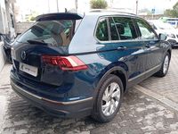 Usado VW Tiguan 130 CV (95 kW) 2022 Nightshade blue metalizado SUV
