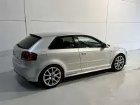 Usado Audi S2 Premium 264 CV (194 kW) 2006 Gris Berlina