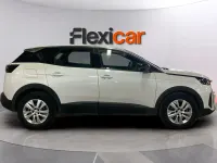 Usado Peugeot 3008 Active 131 CV (96 kW) 2023 Blanco SUV