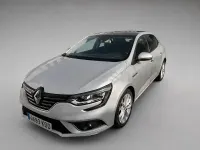 Usado Renault Mégane Zen 110 CV (80 kW) 2017 Gris / plata Berlina