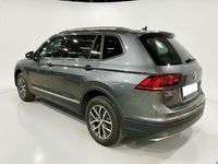 Usado VW Tiguan Allspace Comfortline 150 CV (110 kW) 2021 Gris SUV