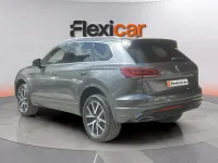 Usado VW Touareg R-line 286 CV (210 kW) 2022 Gris SUV