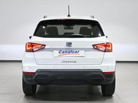 Usado Seat Arona Style 110 CV (80 kW) 2022 Blanco SUV