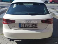 Usado Audi A3 Attraction 140 CV (102 kW) 2014 Blanco Berlina
