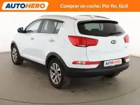 Usado Kia Sportage Attract 135 CV (99 kW) 2016 Blanco SUV
