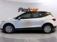 Usado Seat Arona Reference 115 CV (84 kW) 2024 Blanco SUV