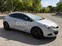 Usado Opel Astra GTC Sportive 165 CV (121 kW) 2012 Gris / plata Berlina