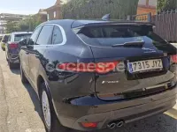 Usado Jaguar F-Pace Prestige 180 CV (132 kW) 2017 Negro SUV