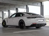 Usado Porsche Panamera 4 Platinum Edition 462 CV (339 kW) 2022 Gris Utilitario