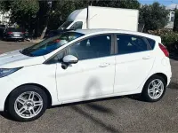 Usado Ford Fiesta Titanium 100 CV (73 kW) 2013 Blanco Berlina