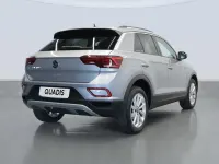 Usado VW T-Roc Life 110 CV (80 kW) 2022 Gris plata SUV