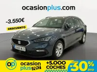 Usado Seat Leon Style 130 CV (95 kW) 2023 Gris Familiar