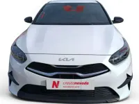 Usado Kia Ceed Style 101 CV (74 kW) 2025 Blanco Utilitario