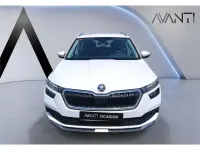 Usado Skoda Kamiq Ambition 110 CV (80 kW) 2021 Blanco SUV