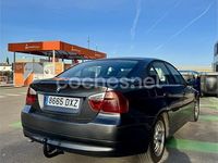 Usado BMW 320 163 CV (119 kW) 2006 Gris / plata Berlina