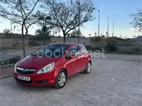Usado Opel Corsa Essentia 75 CV (55 kW) 2008 Rojo Utilitario