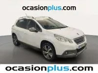 Usado Peugeot 2008 Allure 110 CV (80 kW) 2015 Blanco SUV