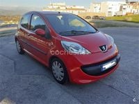 Usado Peugeot 107 68 CV (50 kW) 2007 Rojo Utilitario
