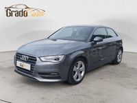 Usado Audi A3 Ambition 105 CV (77 kW) 2013 Gris / plata Berlina