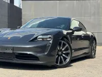 Usado Porsche Taycan 4S Sport Turismo 389 kW (530 CV) 2023 Gris Berlina