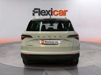 Usado Skoda Karoq Ambition 116 CV (85 kW) 2023 Blanco SUV