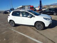 Usado Peugeot 2008 Allure 100 CV (73 kW) 2017 Blanco SUV