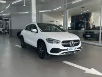 Usado Mercedes GLA250 Progressive 218 CV (160 kW) 2021 Blanco SUV