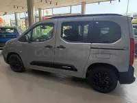 Nuevo Citroën Berlingo 130 CV (95 kW) 2026 Gris / plata Monovolumen