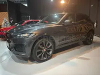 Usado Jaguar F-Pace S 300 CV (220 kW) 2018 Gris / plata SUV