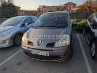 Usado Renault Grand Modus Dynamique 75 CV (55 kW) 2008 Gris / plata Monovolumen